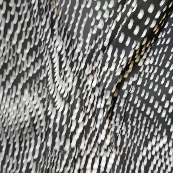 Premise Blouse Woman Size 3X Black White Polka Dot Balloon Sleeve‎ Pullover Top - Picture 5 of 16